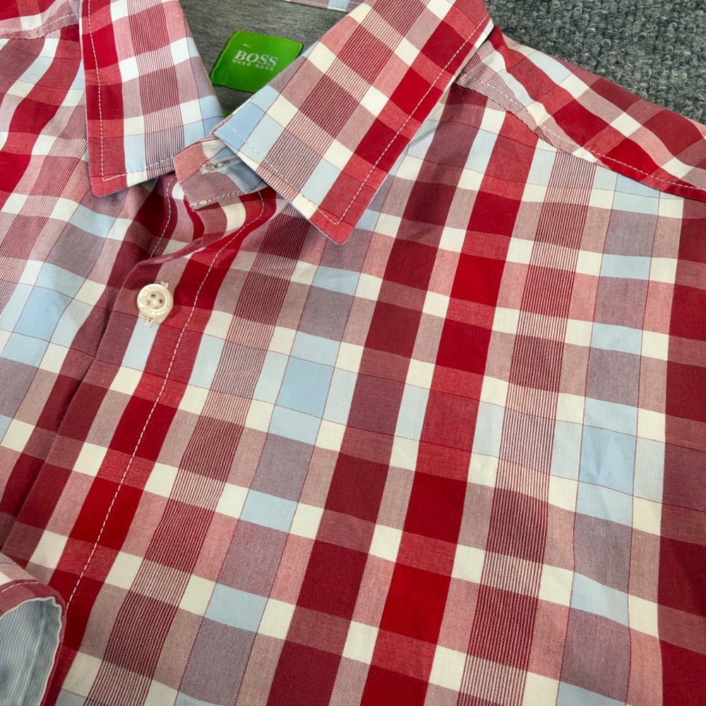 Hugo Boss Button Down Shirt Mens M Plaid Cotton Modern Fit Red Blue Long Sleeve